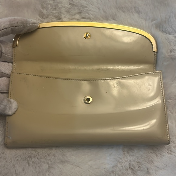 Gucci Vintage cream patent leather long wallet - Picture 9 of 16